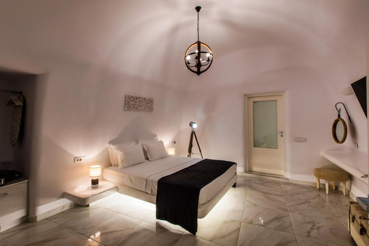 הוילה אימרוביגלי Santorini Delux (Adults Only) מראה חיצוני תמונה