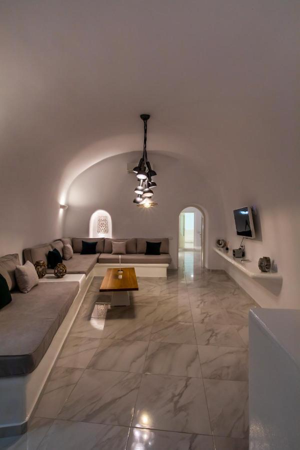 הוילה אימרוביגלי Santorini Delux (Adults Only) מראה חיצוני תמונה